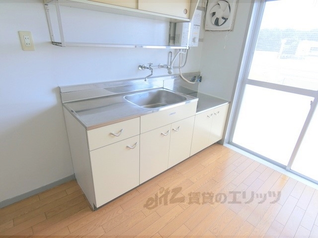 ビレッジハウス外町のキッチン写真