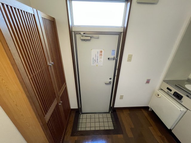 スカイフラッツの玄関写真