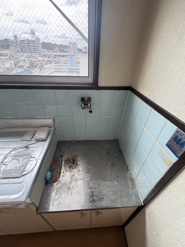 地下鉄海岸線 駒ケ林駅 徒歩10分 5階建 築56年の内装写真