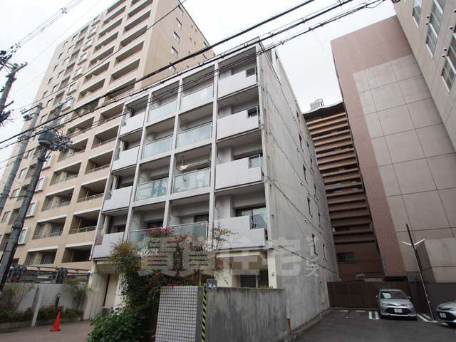 早川マンションの外観写真