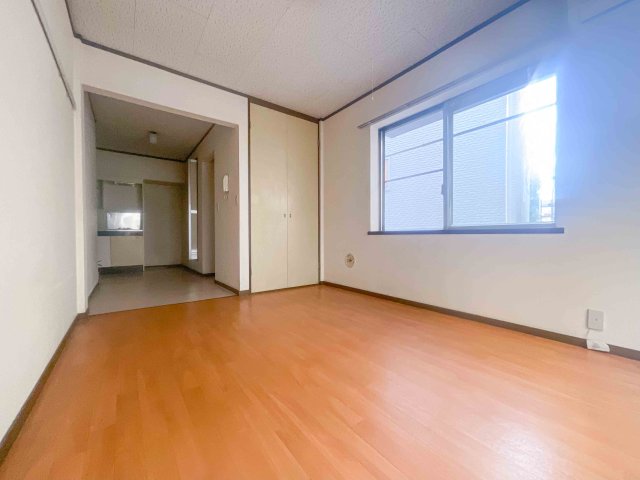 東急池上線 荏原中延駅 徒歩4分 3階建 築36年の内装写真