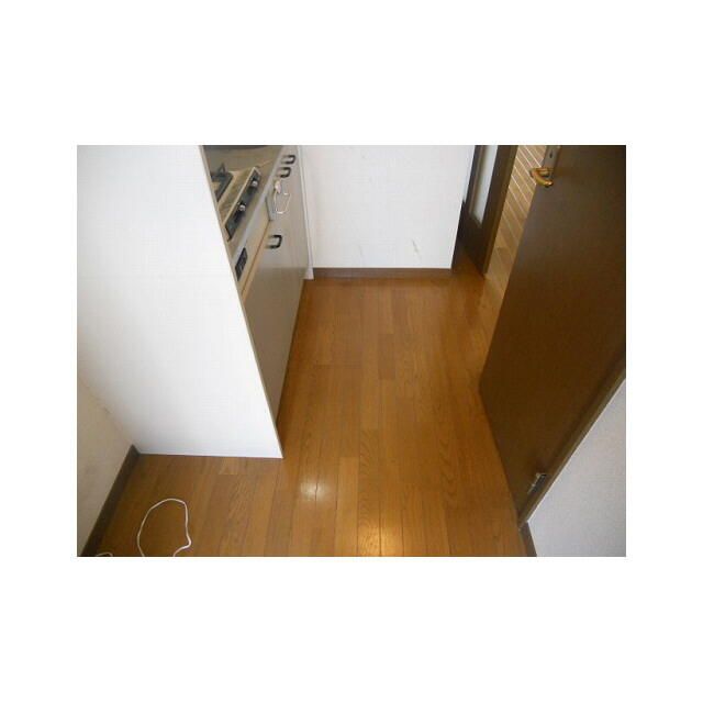 アンプルールブワ橋本の玄関写真