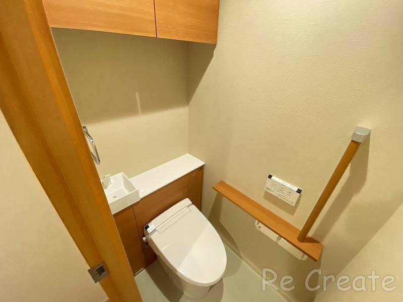 住真田山EASTのトイレ写真