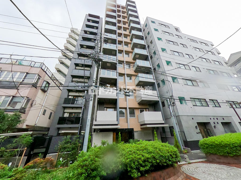 ZOOM池袋Westの外観写真