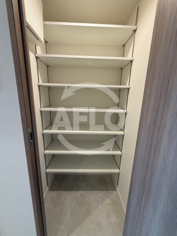 収納　スプランディッド本町グラン　収納