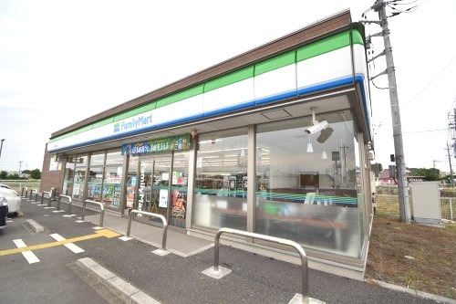 コンビニ　ファミリーマート寄居花園橋南店（コンビニ）まで1598m