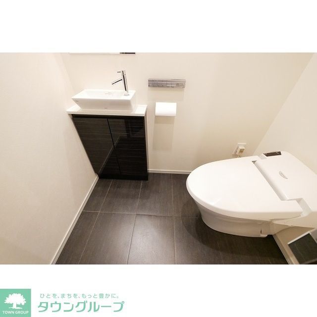 コンフォリア新宿イーストサイドタワーのトイレ写真