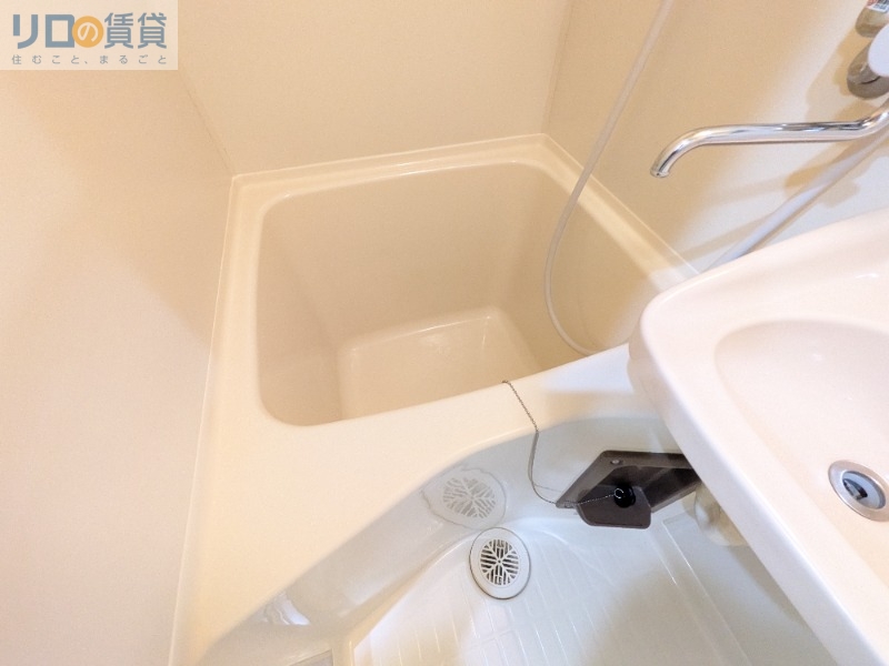 シャトルIIの風呂写真