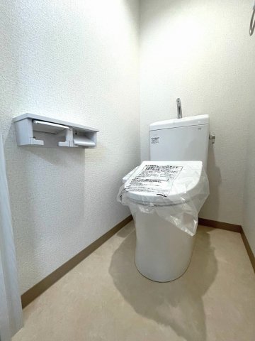 阪急京都線 淡路駅 徒歩4分 5階建 築44年のトイレ写真