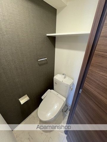 地下鉄名城線 平安通駅 徒歩4分 12階建 築6年のトイレ写真