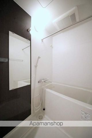 地下鉄長堀鶴見緑地線 ドーム前千代崎駅 徒歩4分 11階建 築19年の風呂写真