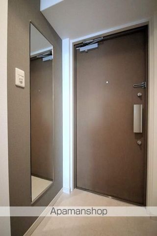 地下鉄長堀鶴見緑地線 ドーム前千代崎駅 徒歩4分 11階建 築19年の玄関写真