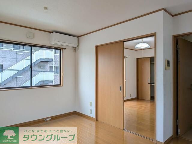 スカイパレスの居間写真