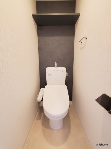 S-RESIDENCE堺筋本町Unoのトイレ写真