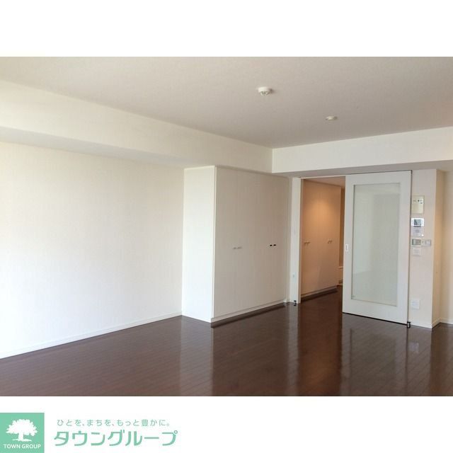 パークフラッツ銀座イーストの居間写真
