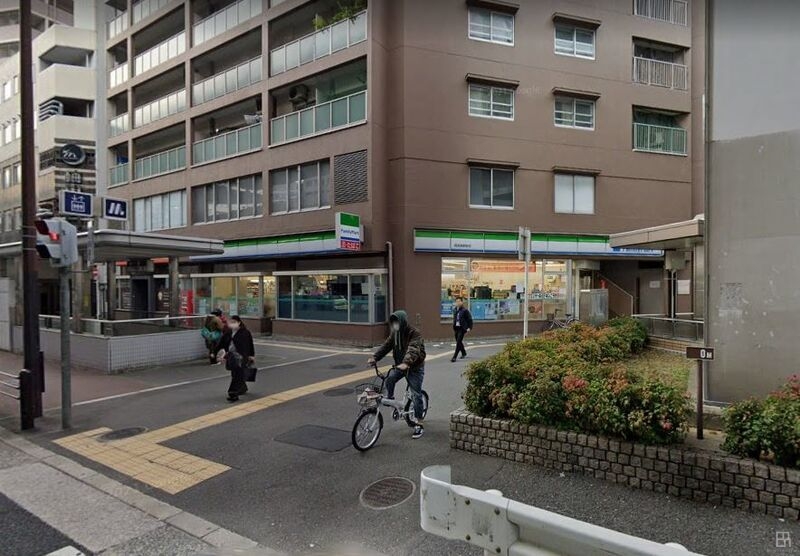 コンビニ　ファミリーマート阿波座駅前店（コンビニ）まで191m