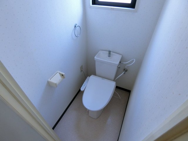 ＪＲ大阪環状線 桜ノ宮駅 徒歩3分 7階建 築32年のトイレ写真