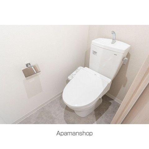 アソシエール大倉山のトイレ写真