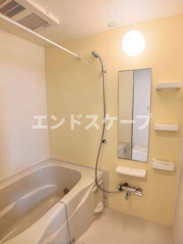ＪＲ両毛線 駒形駅 徒歩41分 3階建 築9年の風呂写真