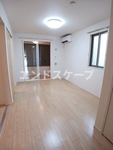 ＪＲ両毛線 駒形駅 徒歩41分 3階建 築9年の居間写真