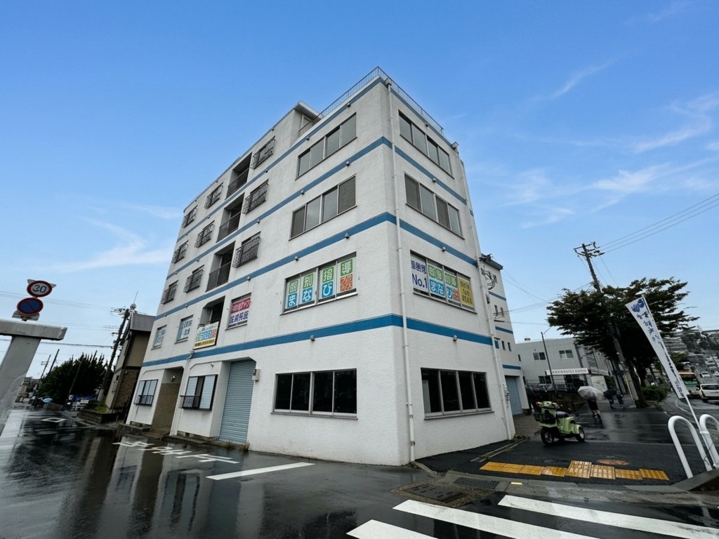 芦田マンションの外観写真