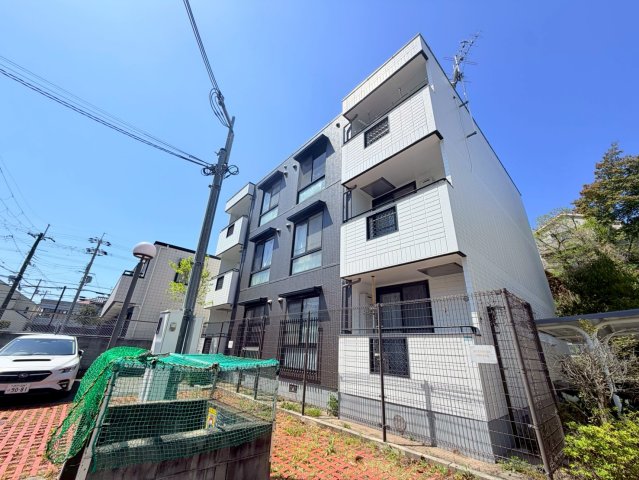 岡田山ハイツA棟