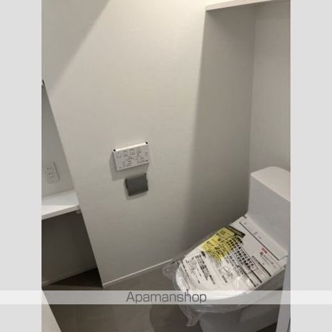 つくばエクスプレス 浅草駅 徒歩7分 7階建 築40年のトイレ写真