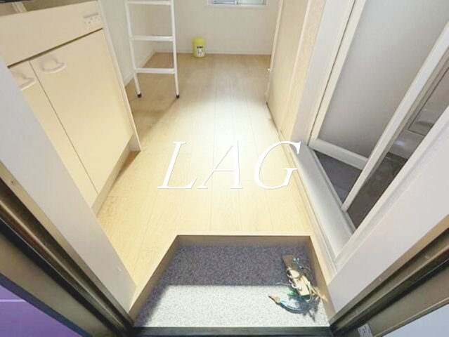 玄関　玄関です。