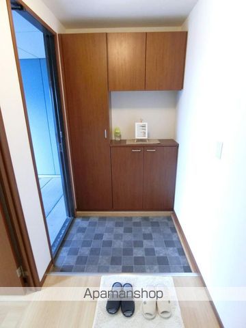 ＪＲ東海道本線 菊川駅 バス乗車時間：33分 最寄りバス停で下車 徒歩20分 2階建 築24年の玄関写真