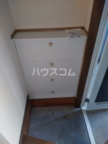 ウイングスタチバナ東の玄関写真