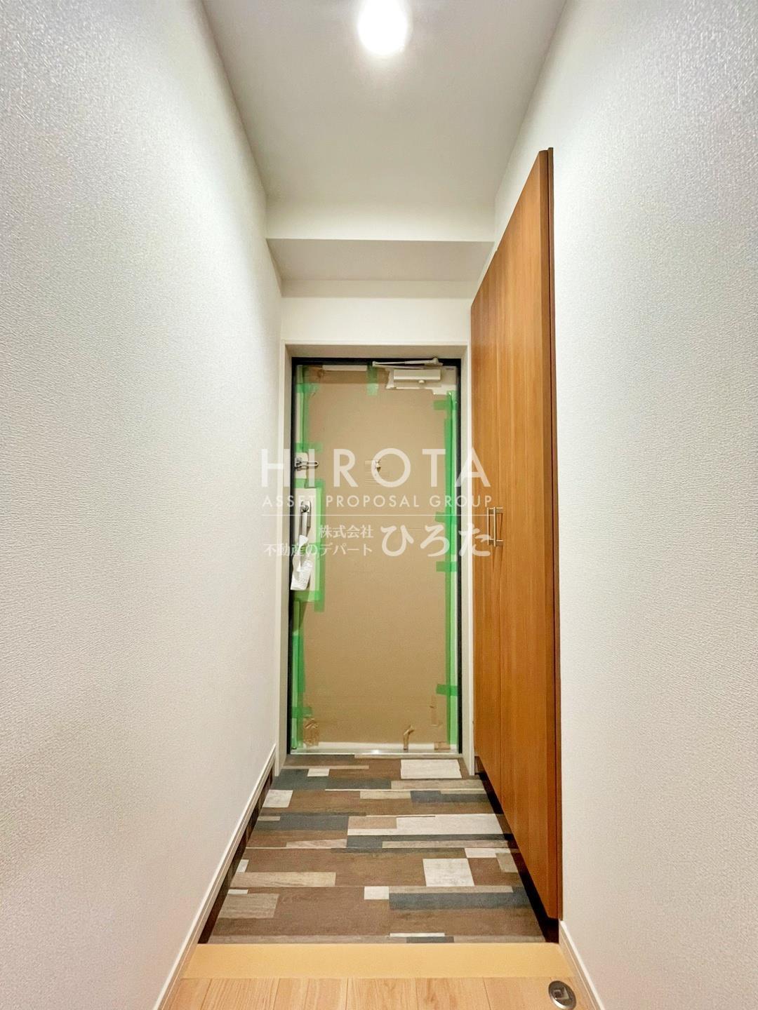玄関　同仕様写真になります。