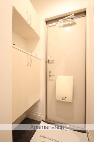 第5アヴェニューの玄関写真