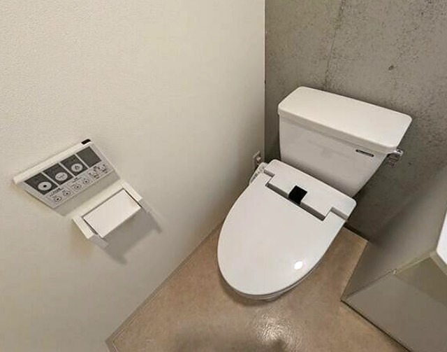 ＪＲ横須賀線 西大井駅 徒歩5分 4階建 築10年のトイレ写真
