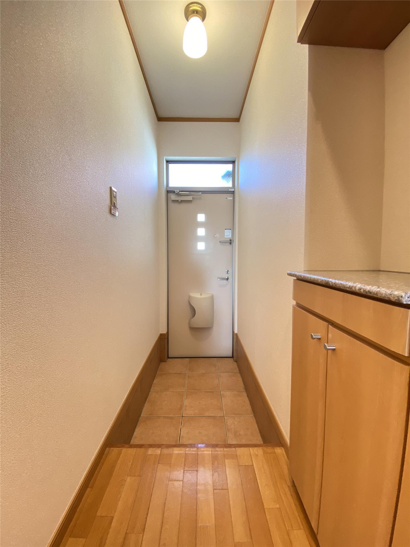 パストラルタウンDの玄関写真
