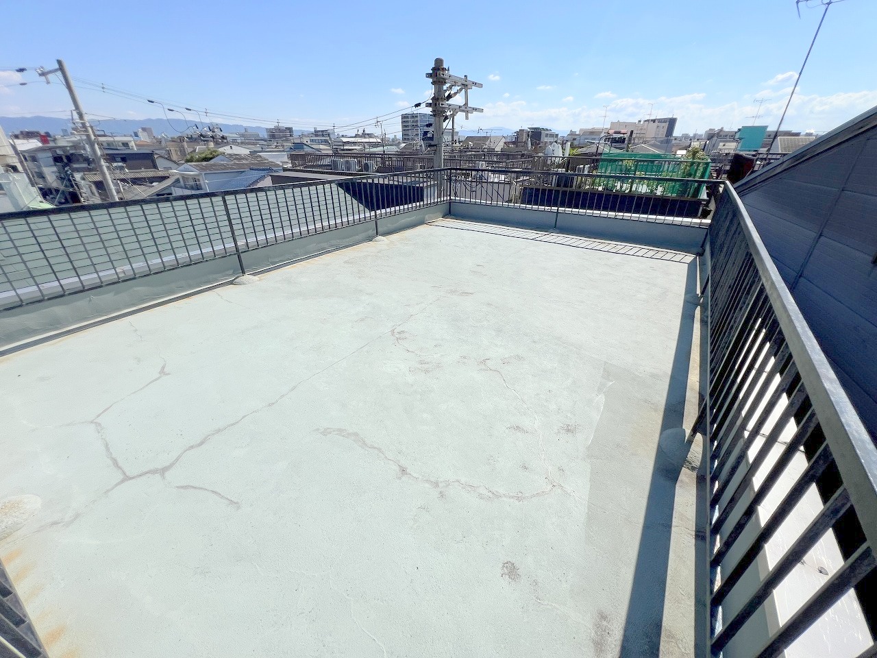 地下鉄千日前線 南巽駅 徒歩15分 3階建 築48年の内装写真
