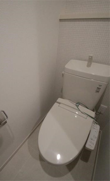 グランデール中目黒のトイレ写真