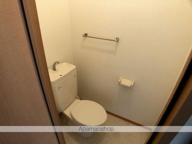 熊本市東区 2階建 築25年のトイレ写真