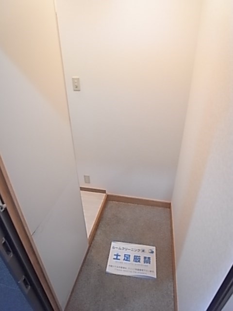 メゾネート大物IIの玄関写真