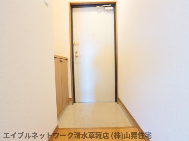 グランディールKの玄関写真