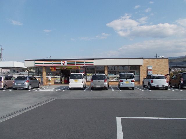 コンビニ　セブンイレブン　茅野宮川店（コンビニ）まで450m