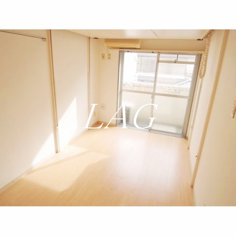 居室・リビング　洋室のお部屋です。