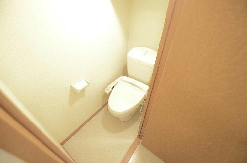 【レオパレスコマンダーのトイレ】