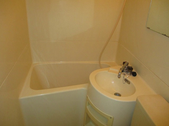 バス・シャワールーム　浴室