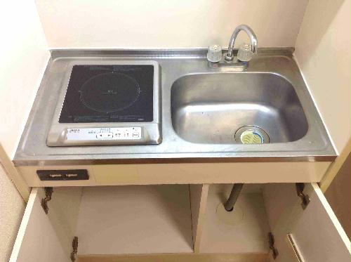 キッチン　お部屋によって反転あり。コンロの種類も異なります