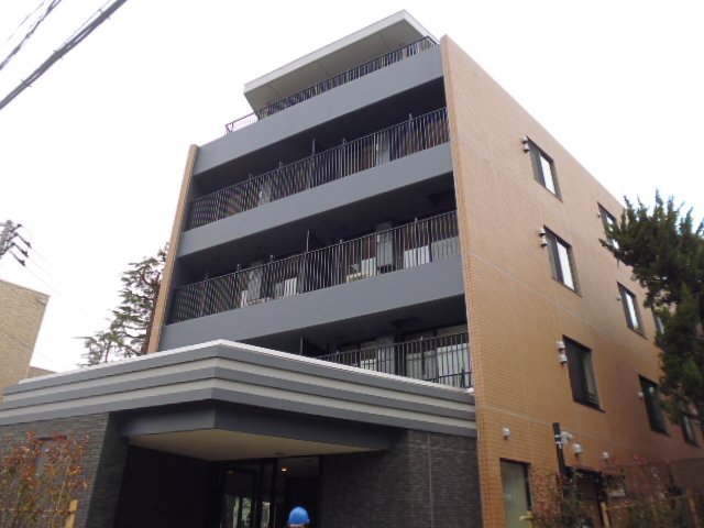 北区田端のマンションの建物外観