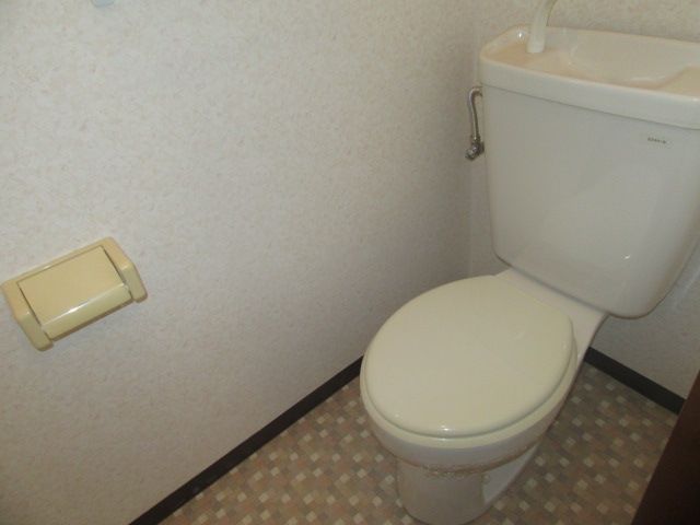 【磐田市水堀のアパートのトイレ】