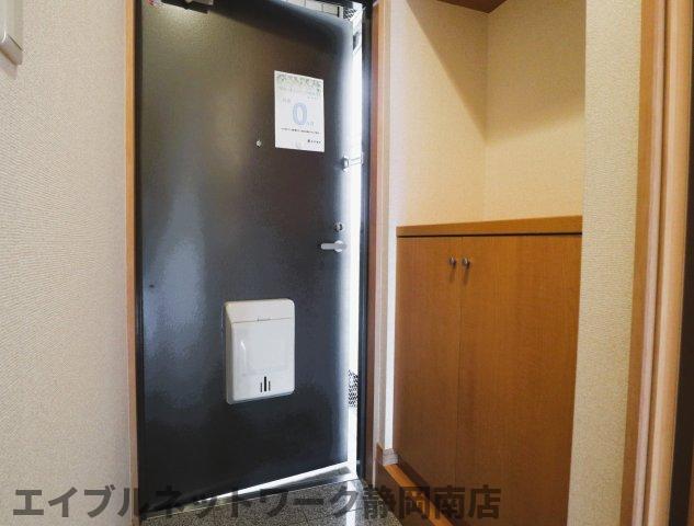 玄関　明るい玄関です