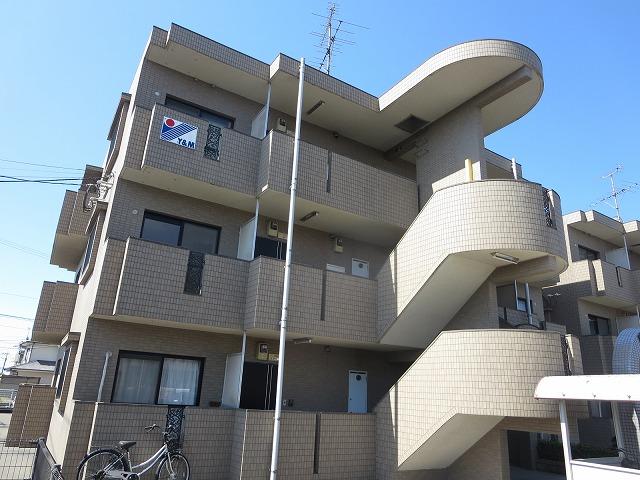 鹿児島市吉野町のマンションの建物外観