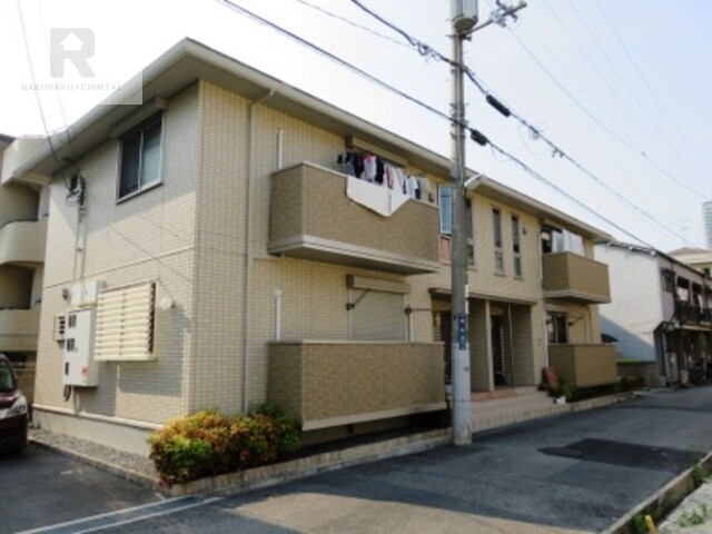 寝屋川市寿町のアパートの建物外観