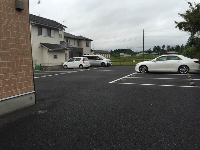 【ボヌール・美浦の駐車場】